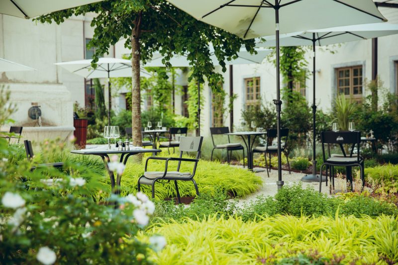 Les plus belles terrasses de Lyon. Epona : un havre de paix au cœur de l’Hôtel-Dieu