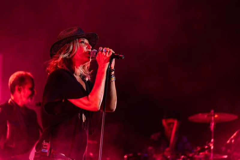 CIC Lyonnaise de Banque. Avec Zazie, tout le monde est beau aux Nuits de Fourvière