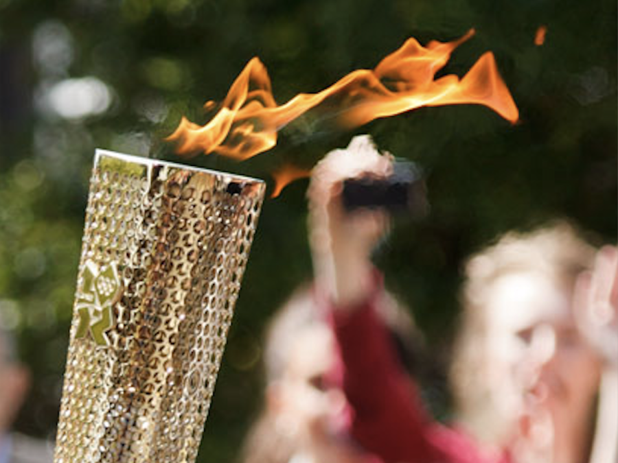 Indésirable à Lyon, la flamme olympique passera finalement à Neuville-sur-Saône