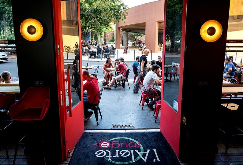 Lyon. La révolte de deux patrons de bar interdits de terrasse