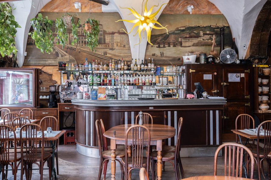 CAFE DU SOLEIL. Dans le top 50 des meilleurs bouchons lyonnais -