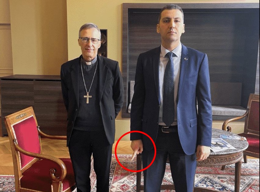 Polémique. L’archevêque de Lyon insulté par le consul général de Turquie