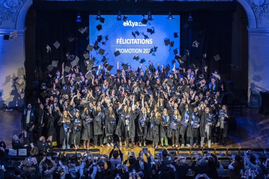 EKLYA School of Business. 210 diplômés mis à l’honneur