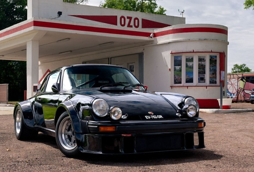 Collection. La Porsche 911 de Johnny Hallyday aux enchères à Lyon