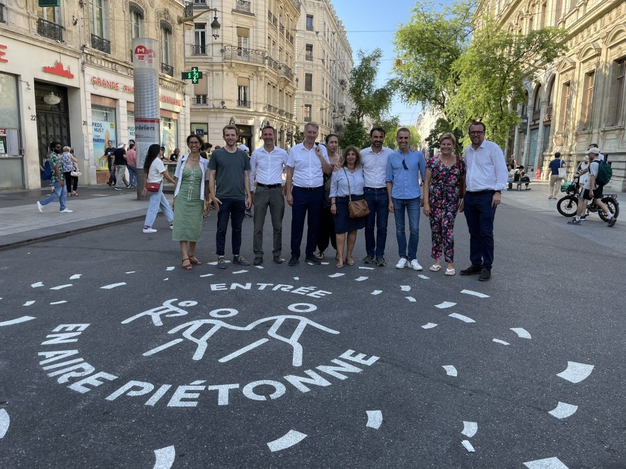  lyon closed. this what rue