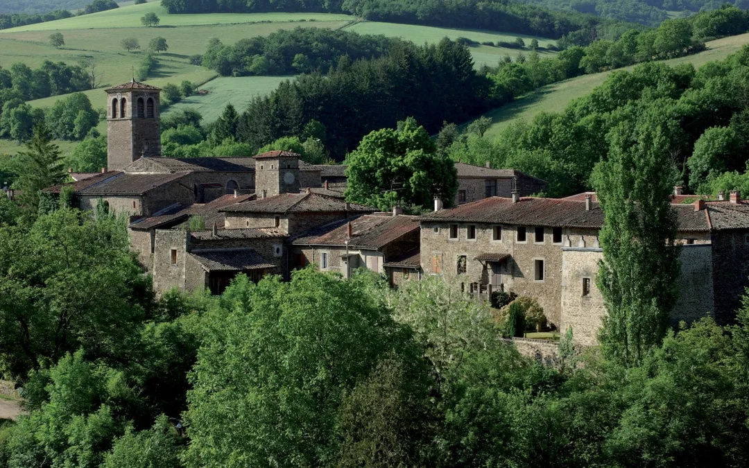 A 1 heure de Lyon : Sainte-Croix-en-Jarez, le village-monastère
