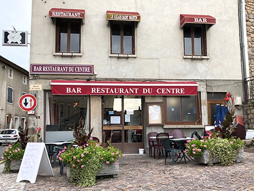 L’adresse semble rustique mais fait le bonheur des habitants et visiteurs.