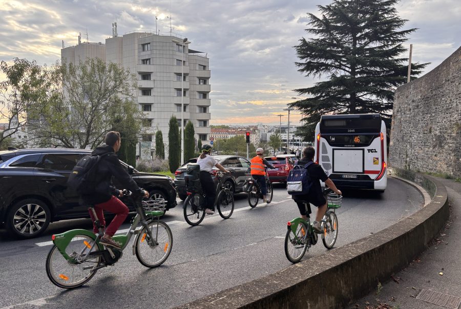 Lyon. Le quartier Saint-Just reste cloitré sur sa colline : colère des habitants et des professionnels