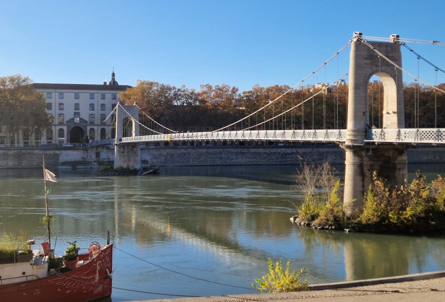 Lyon. Après la rue Bugeaud, les écologistes veulent faire sauter la Passerelle du Collège