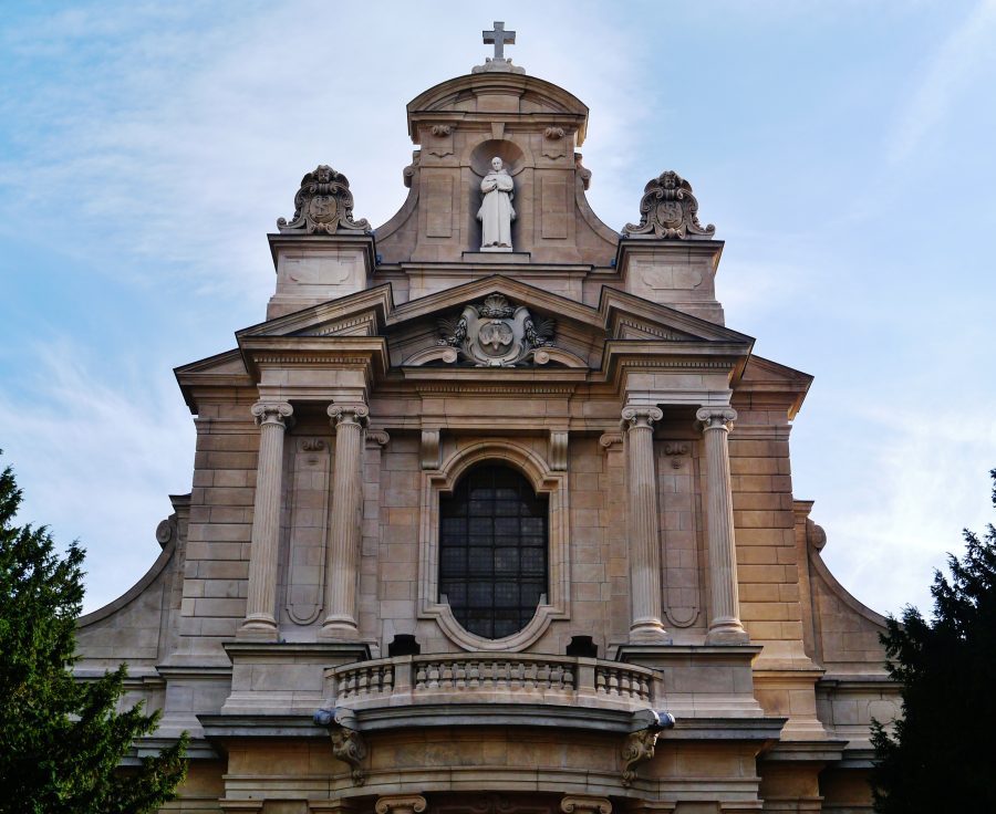 Lyon. Agression armée contre des catholiques : christianophobie ou folie ?