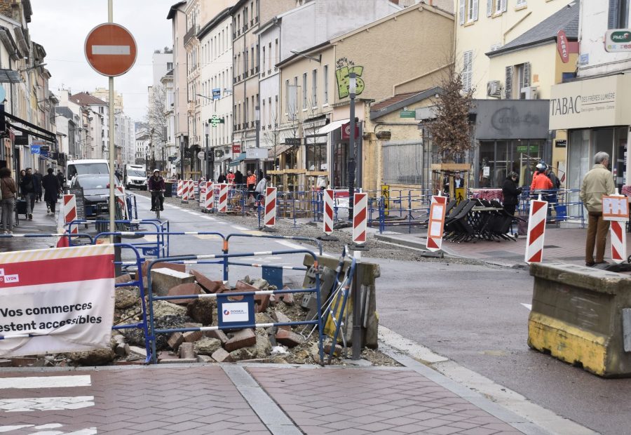 Saccage Lyon. Entre colère et abattement, les témoignages des commerçants de l’avenue des Frères Lumière