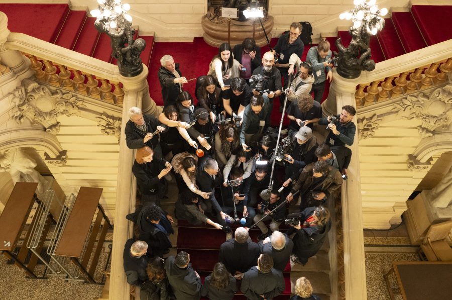 Lyon. Les moments forts de la soirée des municipales à la Préfecture