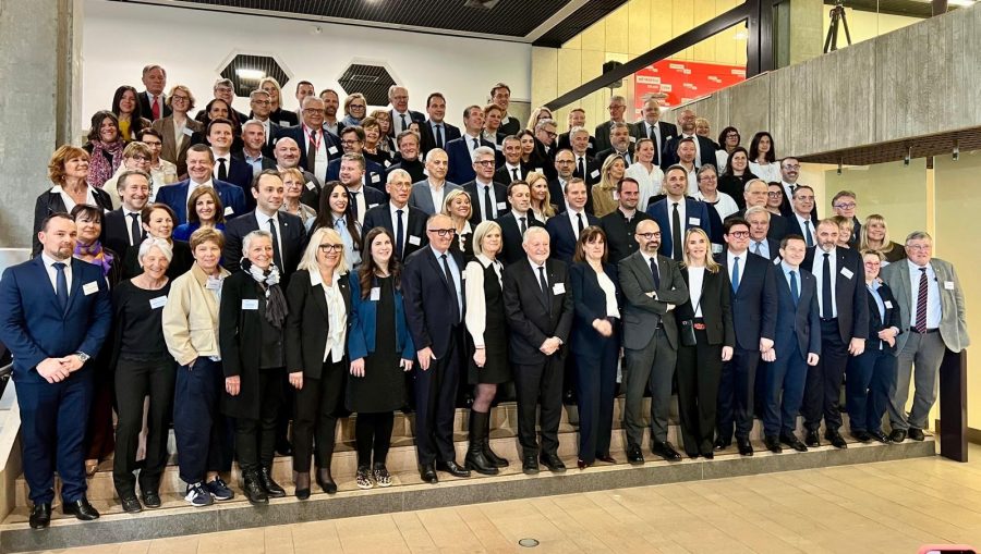 Les 92 élus du groupe Grand Coeur Lyonnais à la Metropole de Lyon