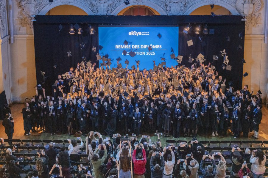 EKLYA School of Business. Une remise de diplômes sur le thème de l’humanisme