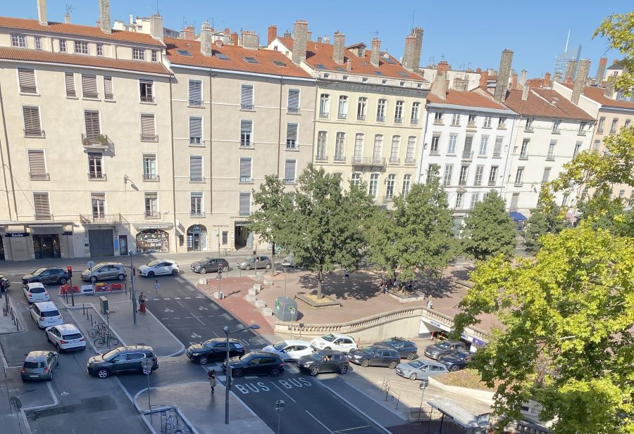Lyon. La place Bellecour et les quais de Saône vont de nouveau être accessibles aux automobilistes