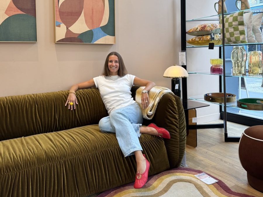 Lyon. Maison Cot, un canapé et bien plus encore !